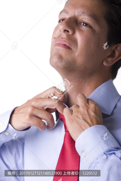 調(diào)整領(lǐng)帶