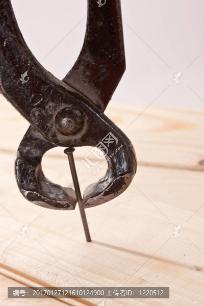 naildrawer