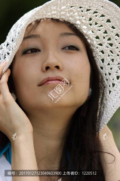 一個(gè)年輕的亞洲女人的肖像