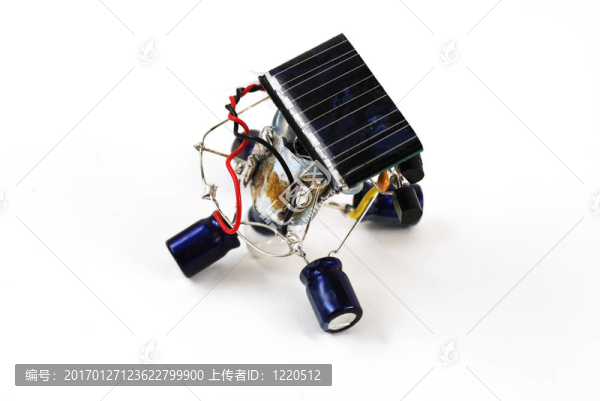 太陽(yáng)能機(jī)器人