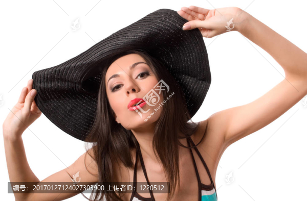 親吻黑色的大帽子-匯圖網(wǎng) www.fosd68.com 親吻黑色的大帽子