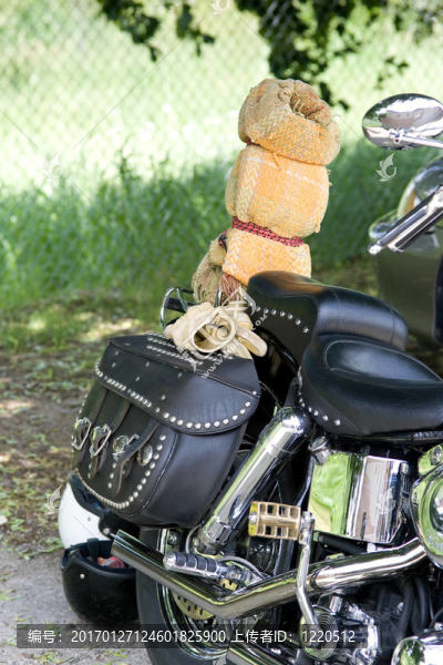 后面的摩托車-匯圖網(wǎng) www.fosd68.com 后面的摩托車