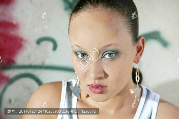 漂亮的少數(shù)民族婦女