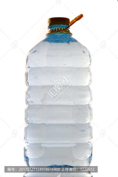 礦泉水瓶