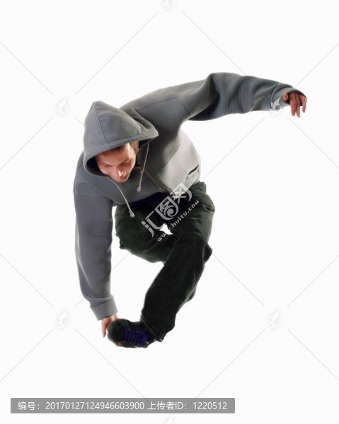 年輕的男舞者跳