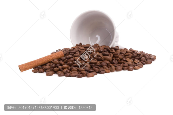 杯子和咖啡豆