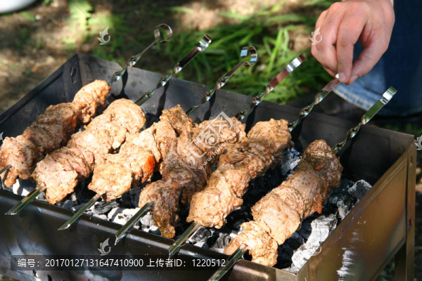 烤羊肉串