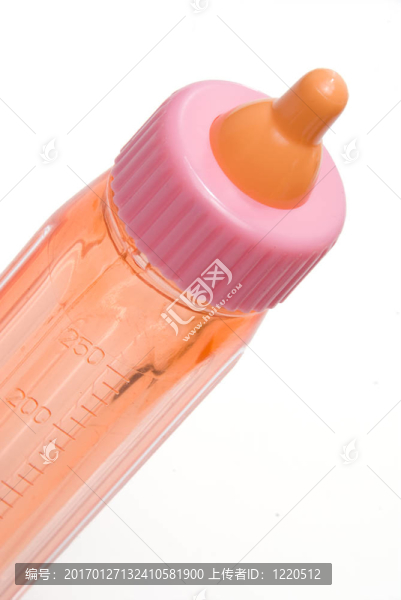 嬰兒奶瓶