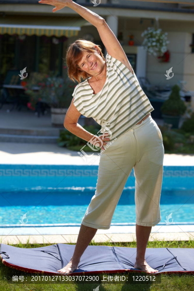 活躍的高級(jí)女-匯圖網(wǎng) www.fosd68.com 活躍的高級(jí)女