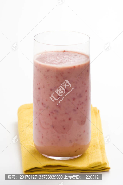 美味的櫻桃奶昔