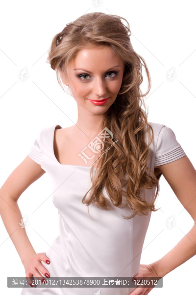 冒充迷人金發(fā)女孤立