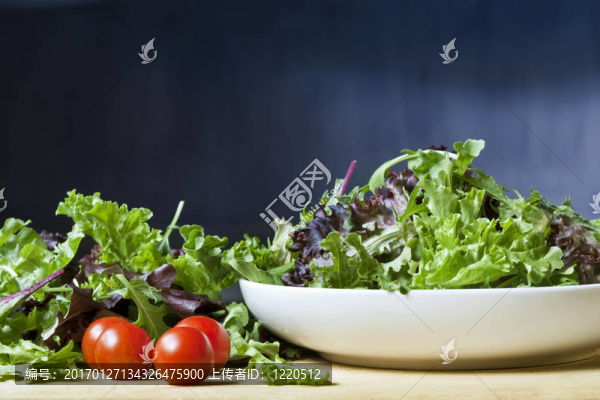 薩拉德