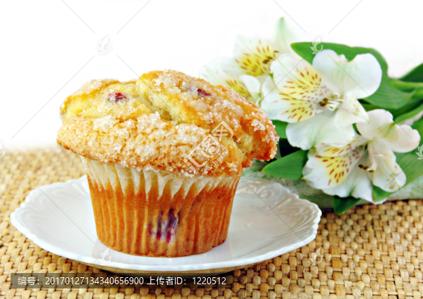 紅莓松糕和White,Flowers