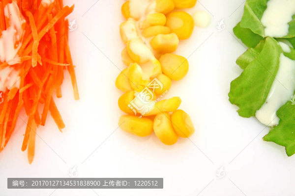 薩拉德