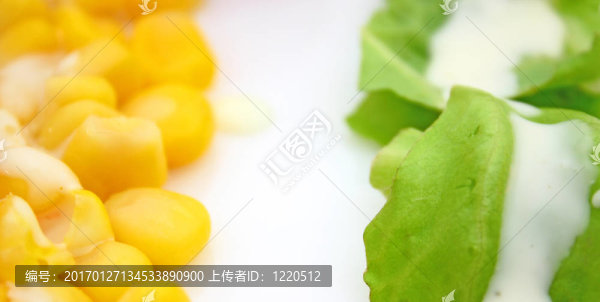 薩拉德