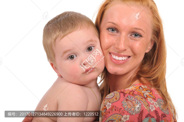 年輕的母親與嬰兒