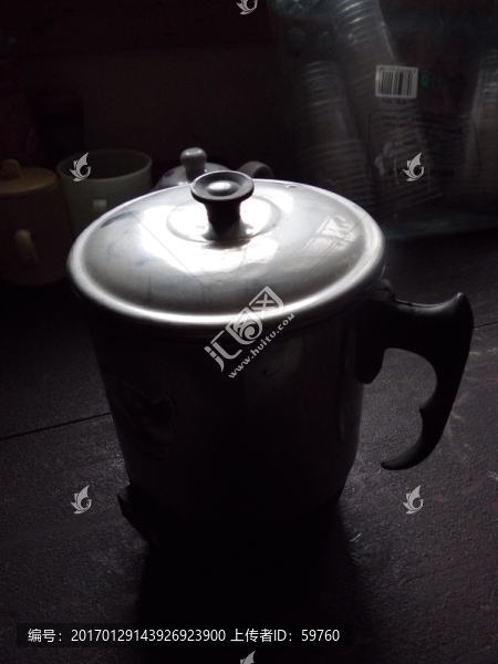 電熱水壺