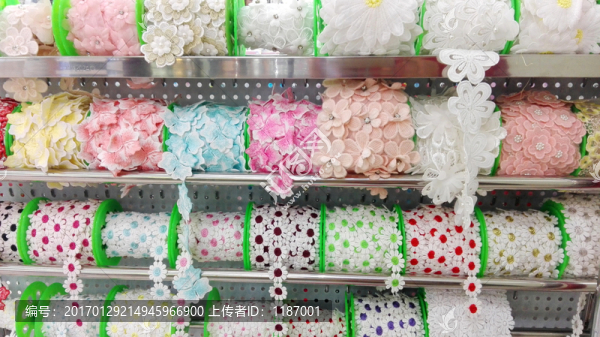 繡花蕾絲花邊
