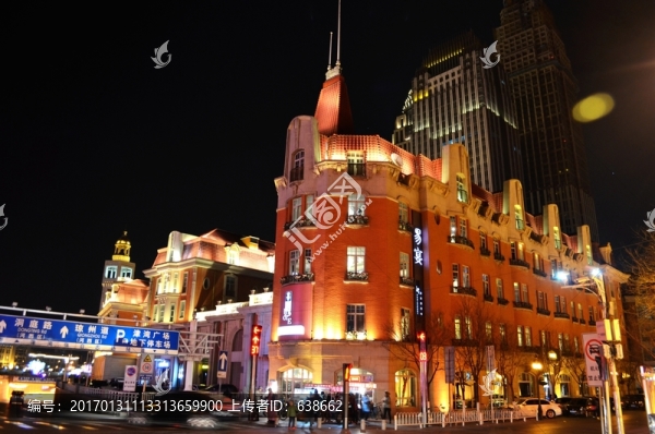 津?yàn)硰V場(chǎng)