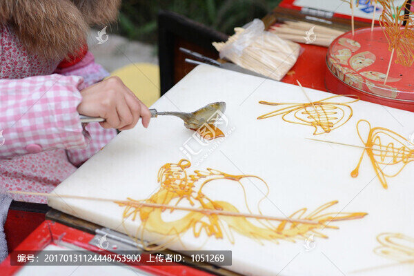 糖人手藝,制作糖畫(huà)-匯圖網(wǎng) www.fosd68.com 糖人手藝,制作糖畫(huà)