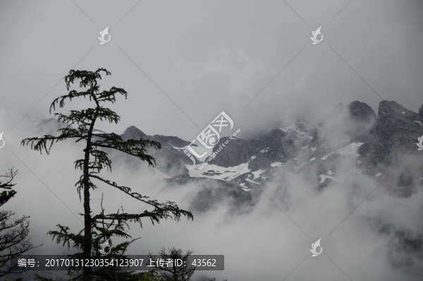玉龍雪山