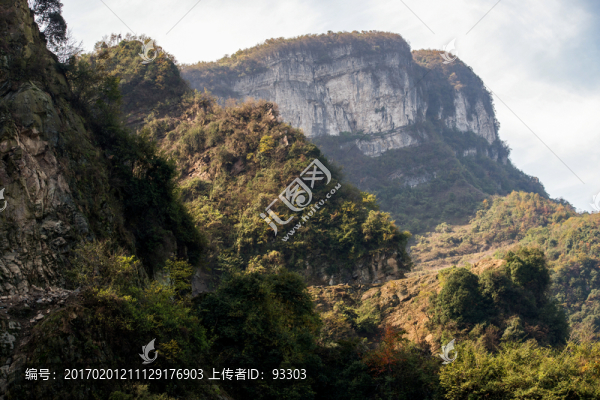 山峰