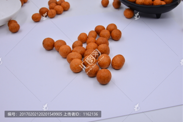 高清魚皮花生照片