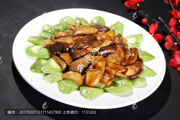 小瓜炒山菌20