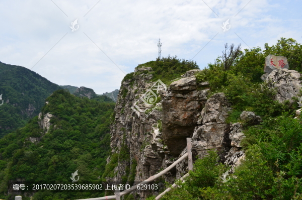 牛背梁美景