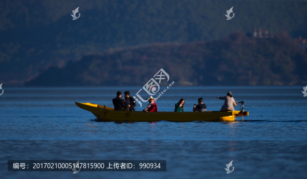 瀘枯湖,木船