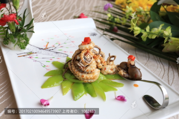 黑椒章魚