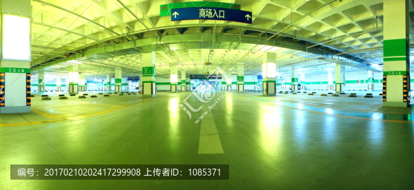 商場(chǎng)停車場(chǎng)建成交工