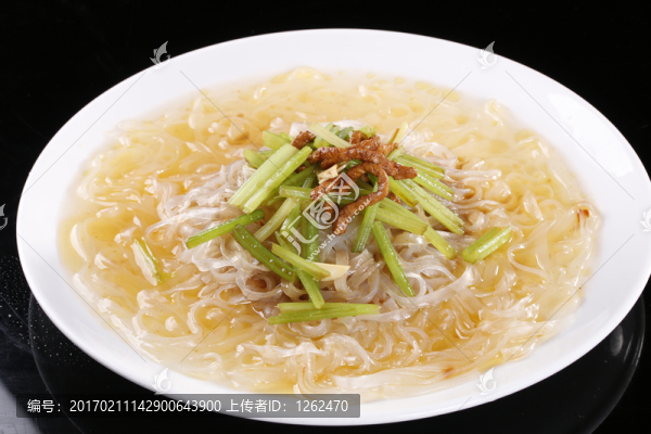 肉絲帶底