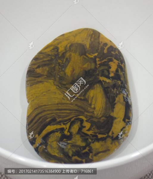 峰回路轉(zhuǎn),雨花石