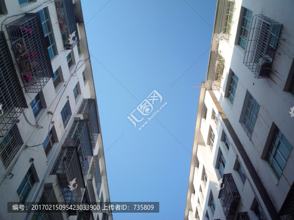 樓房仰拍