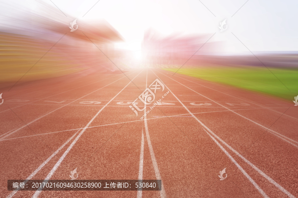 田徑場紅色塑膠跑道