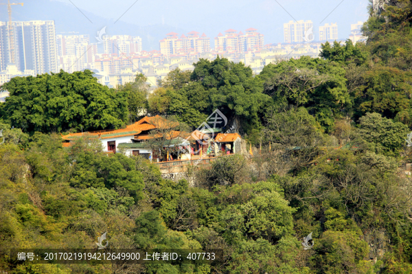 山中寺廟