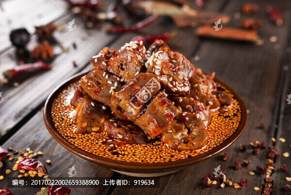 重慶小吃鴨脖麻辣鹵菜