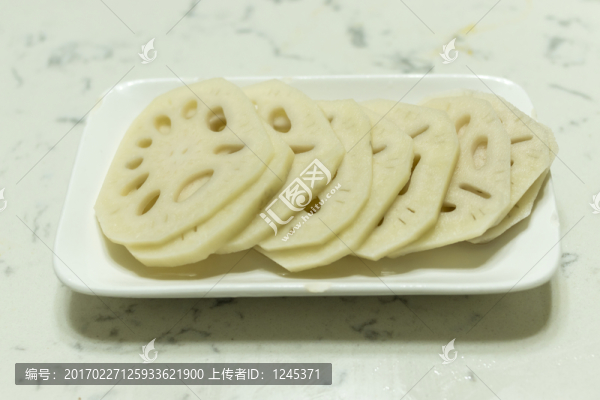 一盤蓮藕片