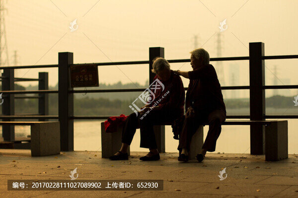 老人