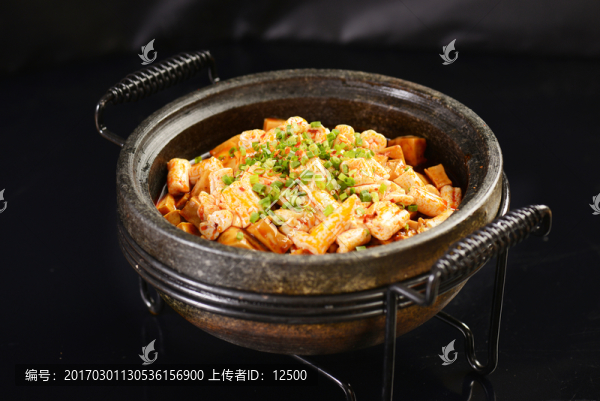 石鍋骨髓烹豆腐