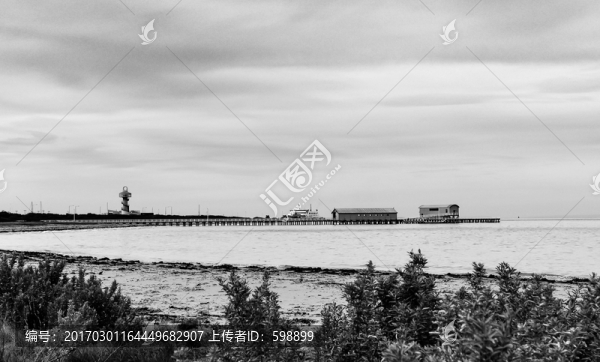 黑白海岸風(fēng)景