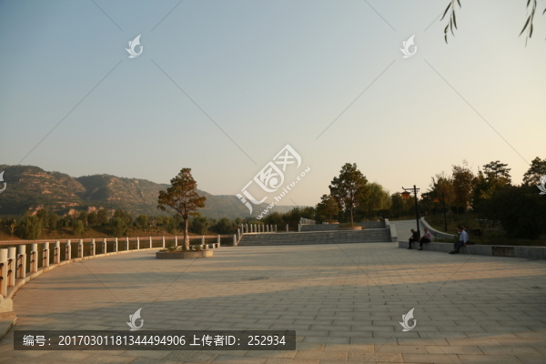 休閑廣場(chǎng)
