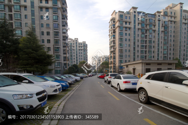 小區(qū)道路停車