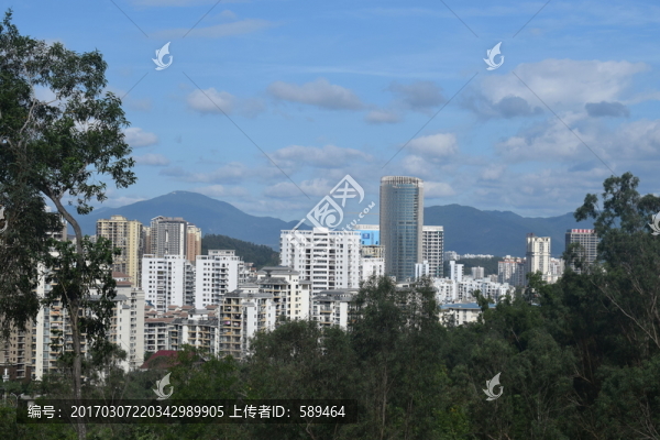 三亞市