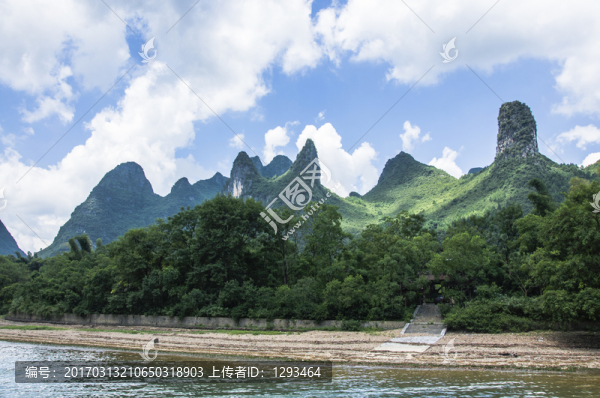 夏日漓江風光