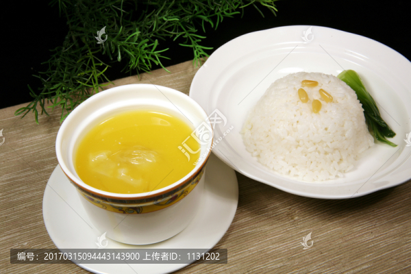 魚翅撈飯