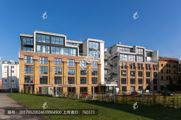 現(xiàn)代樓房門窗外景