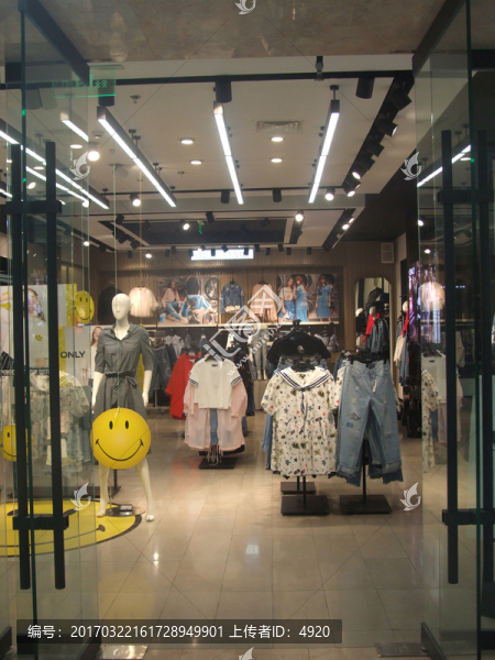 服裝專賣店
