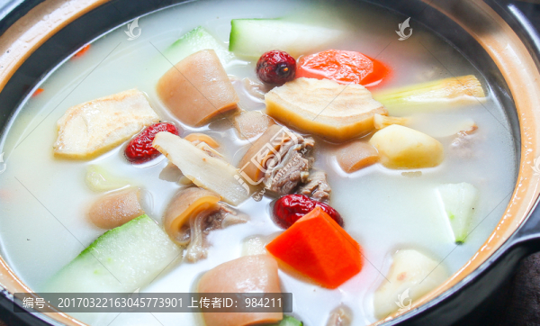 滋補羊肉煲